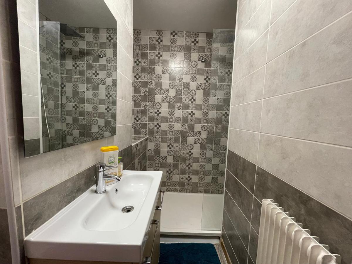 116 Chic & Cosy Grand Appart Moderne 65M2 Hypercentre Wifi Smart Tv Netflix Apartamento Saint-Etienne  Exterior foto